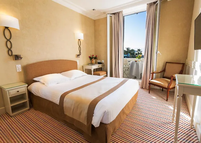 ホテル スプレンディッド